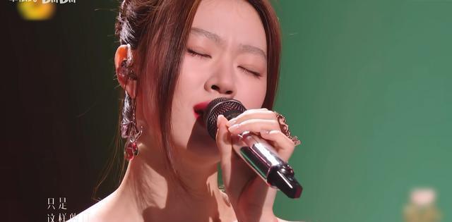 李佳薇会对陈楚生造成“威胁”吗 《天后》燃爆全场